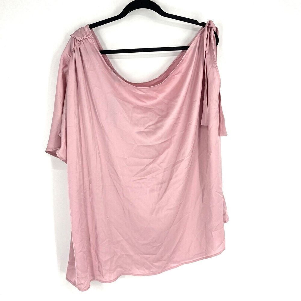 Torrid Shirt Size 3 Womens Mauve Pink Off Shoulder Tie Ruched Stretch Satin Top